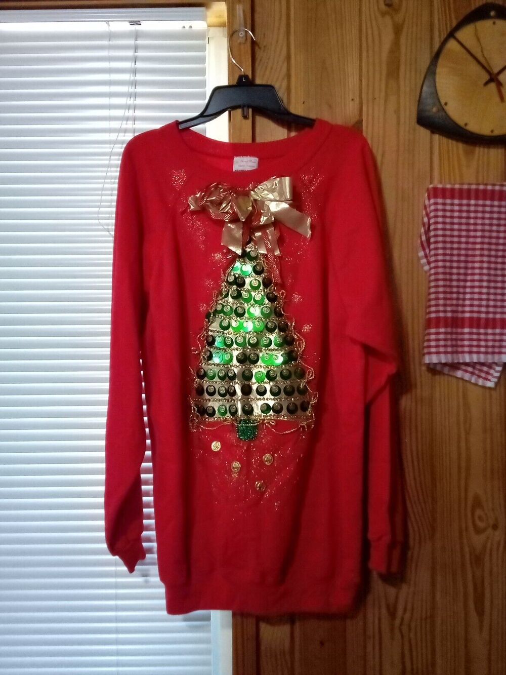 XXL Hanes Red Christmas Tree Sweatshirt Embroidered W Gold Sequin,Coins, Ribbon